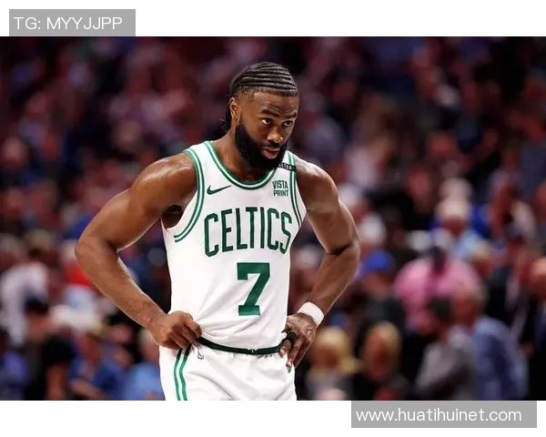 杰伦布朗谈球队阵容变动强调替代球员需要时间适应